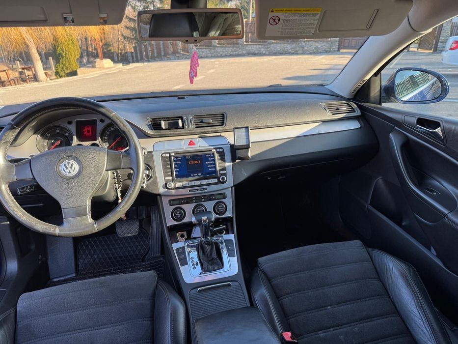 Vând Vw Passat/Automat