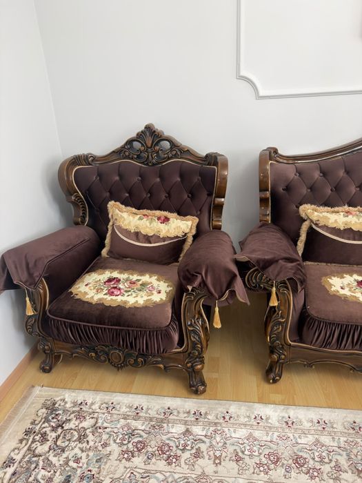 Продается красивый мягкий уголок