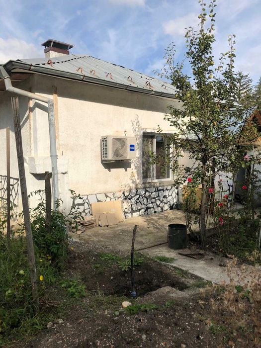 Продава се Къща в Перник, Байкушева махала - 67 кв.м за 609 €/кв.м - Снимка #1