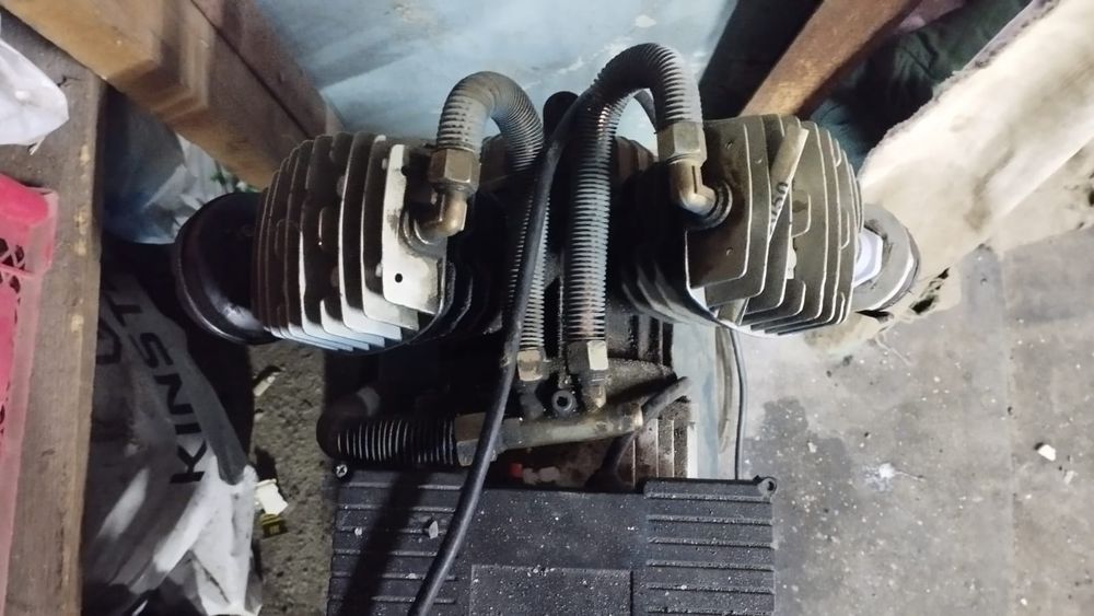 Продам  компрессор