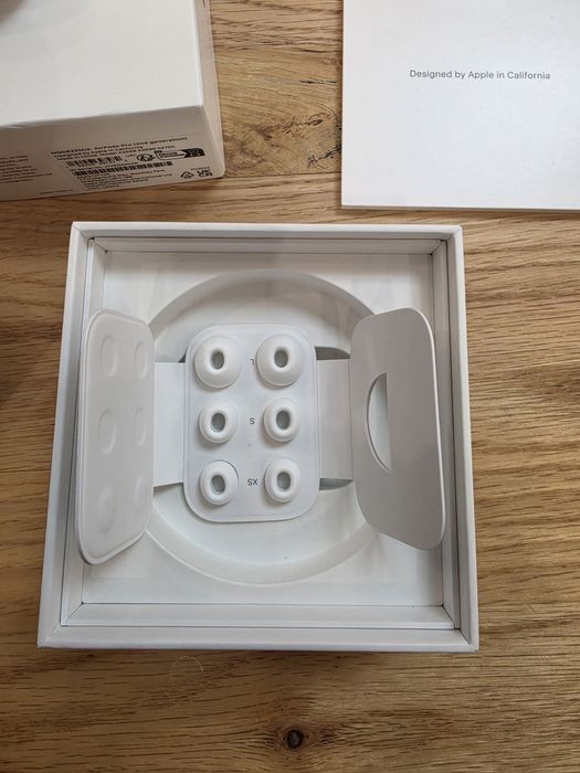 Слушалки  Apple AirPods Pro (2nd generation)