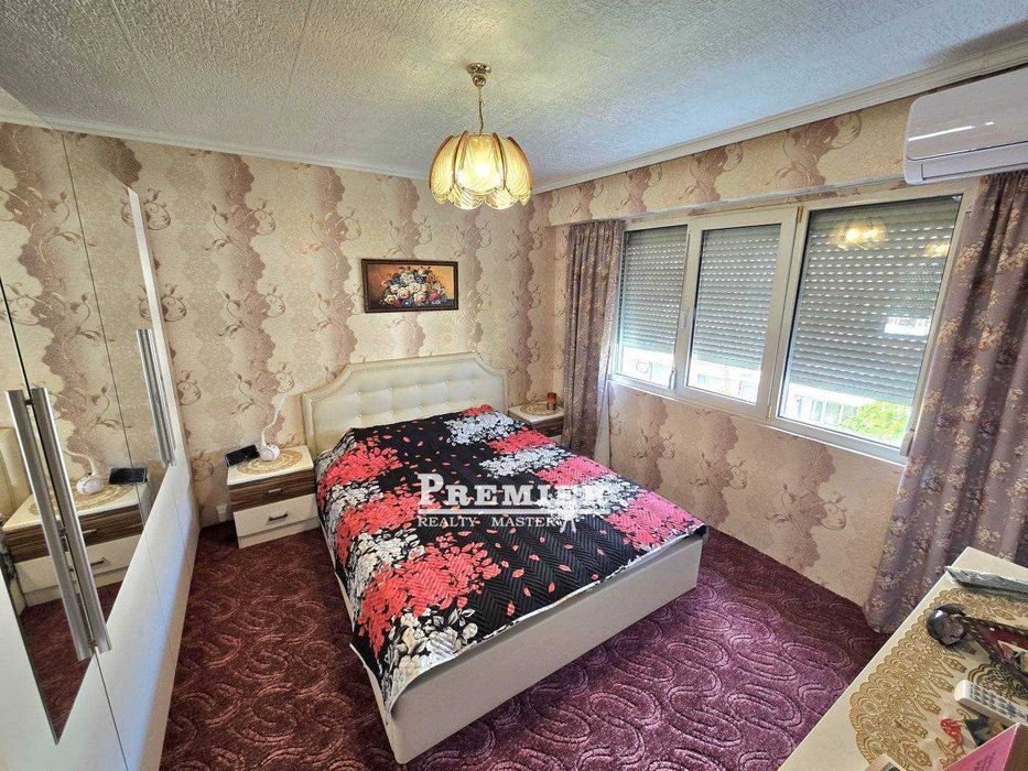 Просторен апартамент в Несебър без такса, 120 000 EUR