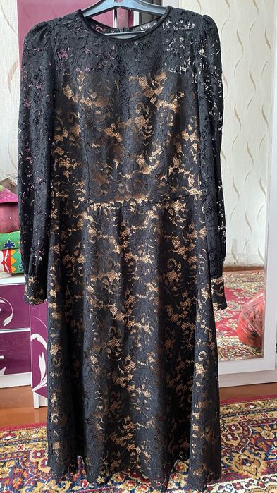 Женская одежда,платья