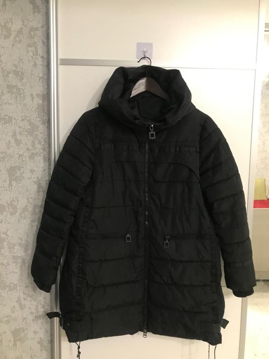 Продам женскую куртку