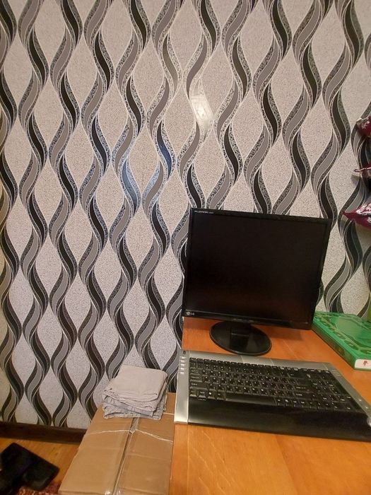 Продаётся монитор, колонки и системный блок