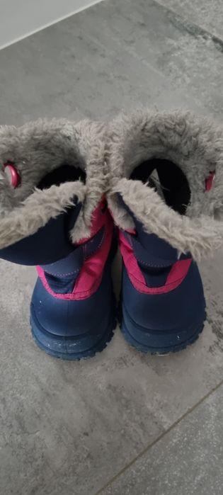 Vand ghetute zapada marime 22/23 Decathlon