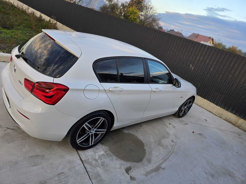 BMW Seria 1 116d EfficientDynamics Edition Sport Line