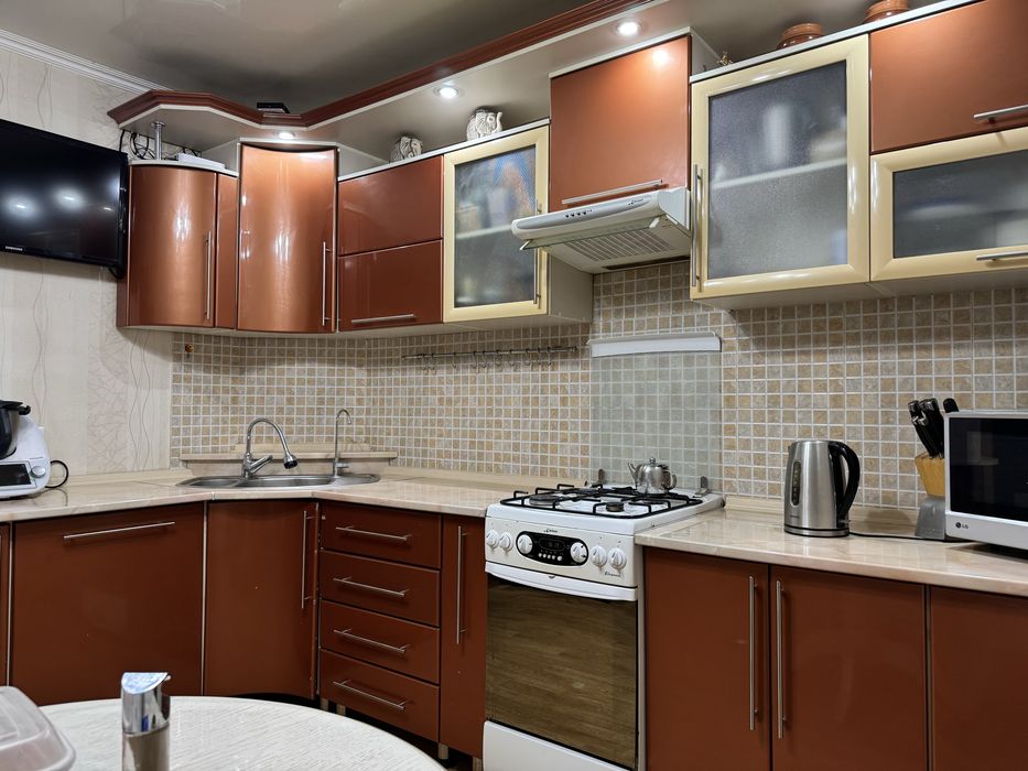 Кухонный гарнитур