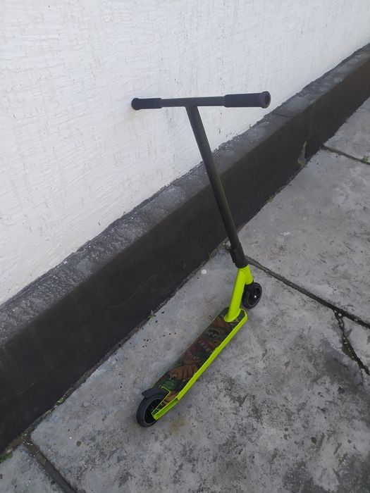 Трюковой самокат