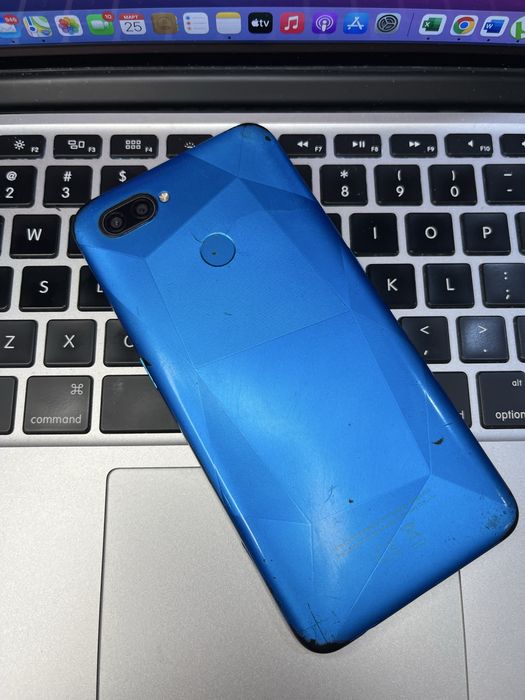 Телефон Oppo A12