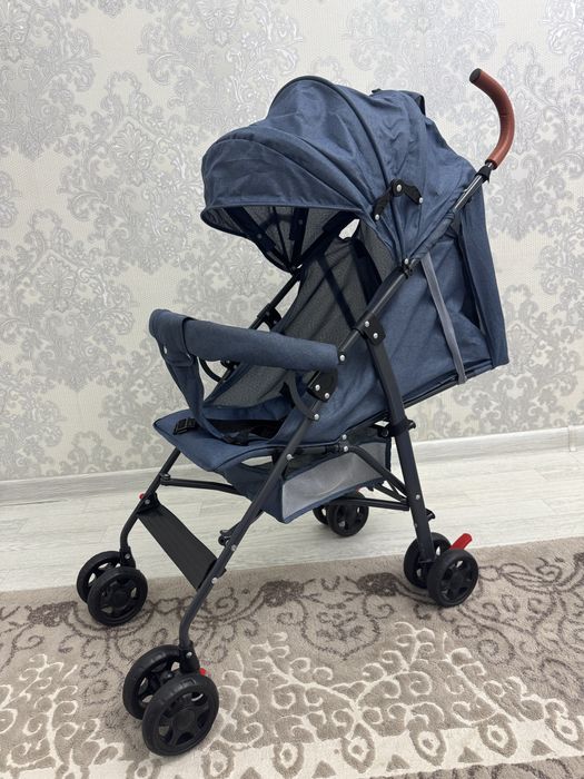 Коляска прогулочная