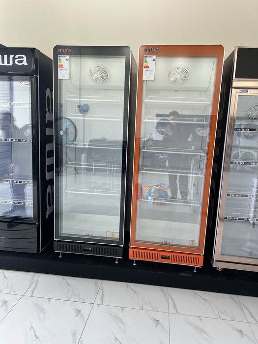 Витринный холодилник японский aiwa