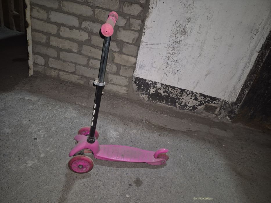 Продам детский самокат