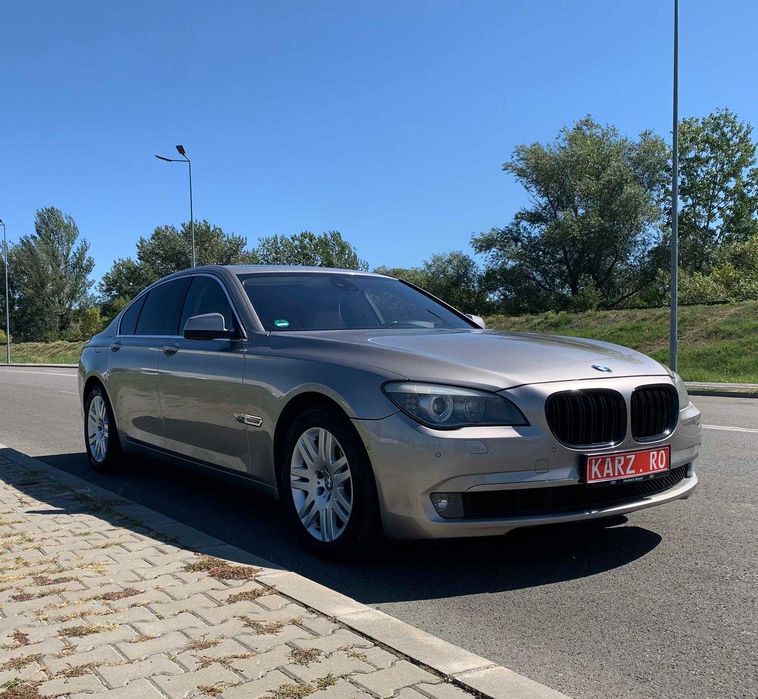 BMW 740 Xd  02.2011  4 butoane , revizii cu istoric BMW