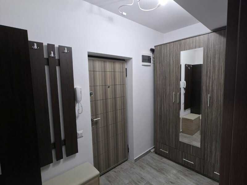 Inchiriez garsoniera Lujerluui