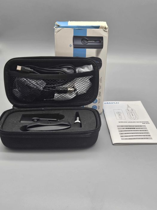 Безжичен микрофон тип "брошка" KM-G70 комплект с предавател и приемник