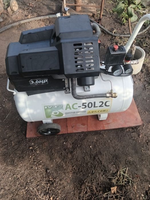 Продам компрессор