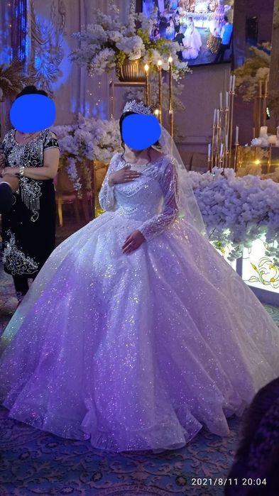 Платье свадебные в хорошем состоянии