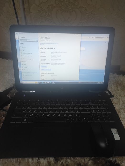 Ноутбук HP Pavilion i5-8250U, 8/1Tb, 15"