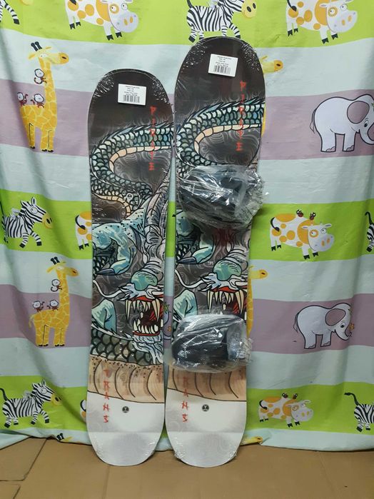 Placa snowboard noua 125 cm si 135 cm cu legaturi noi