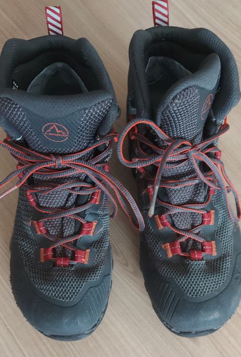 Туристически обувки La sportiva 38
