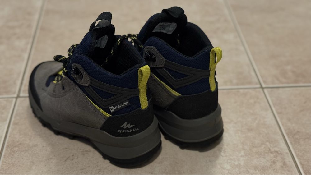 Зимни обувки - ботуши и боти- 23, 24, 26, 28