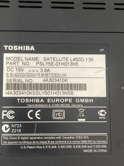 Laptop Toshiba Satellite L450 ( incomplet, pentru piese )