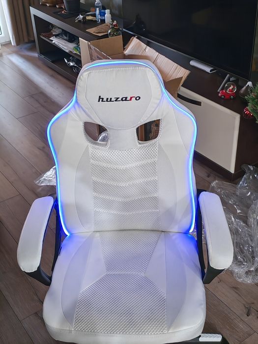 Геймърски стол с RGB