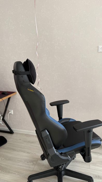 Кресло игровое Dxracer