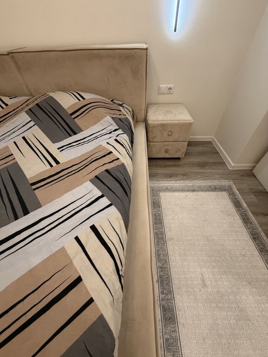 Продам кровать широкую