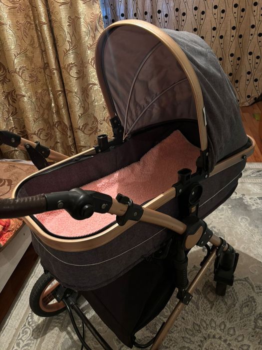 Продам коляску срочно