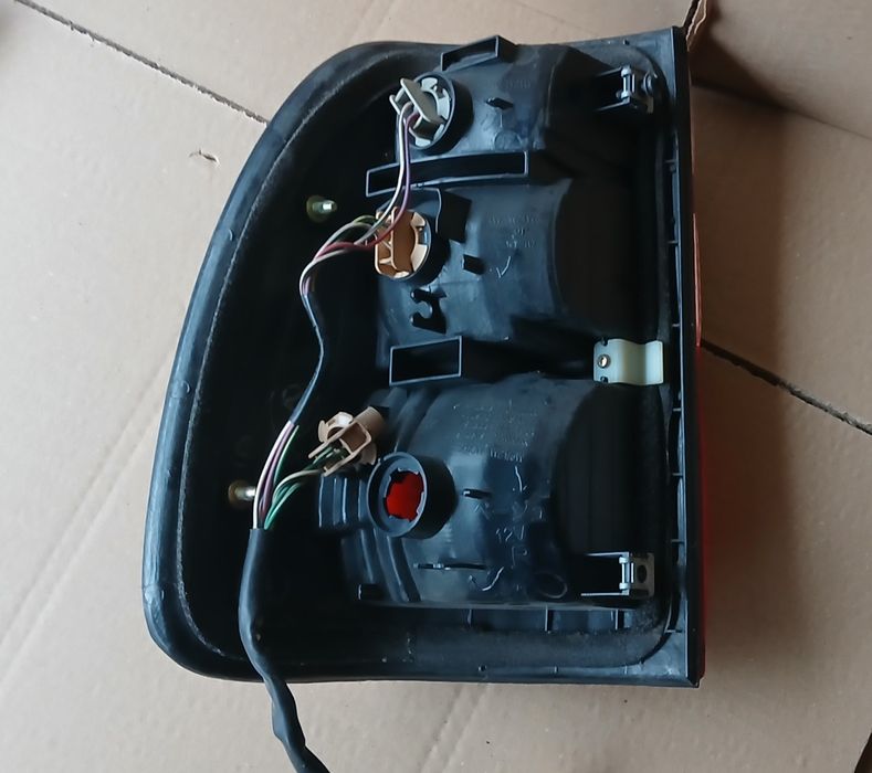 Toyota Land Cruiser j100  - десен стоп