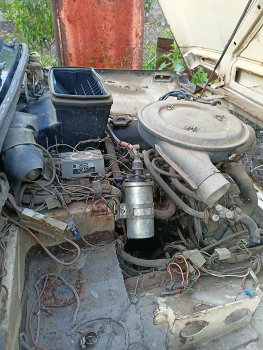 Двигател и части за Лада Нива 1.6