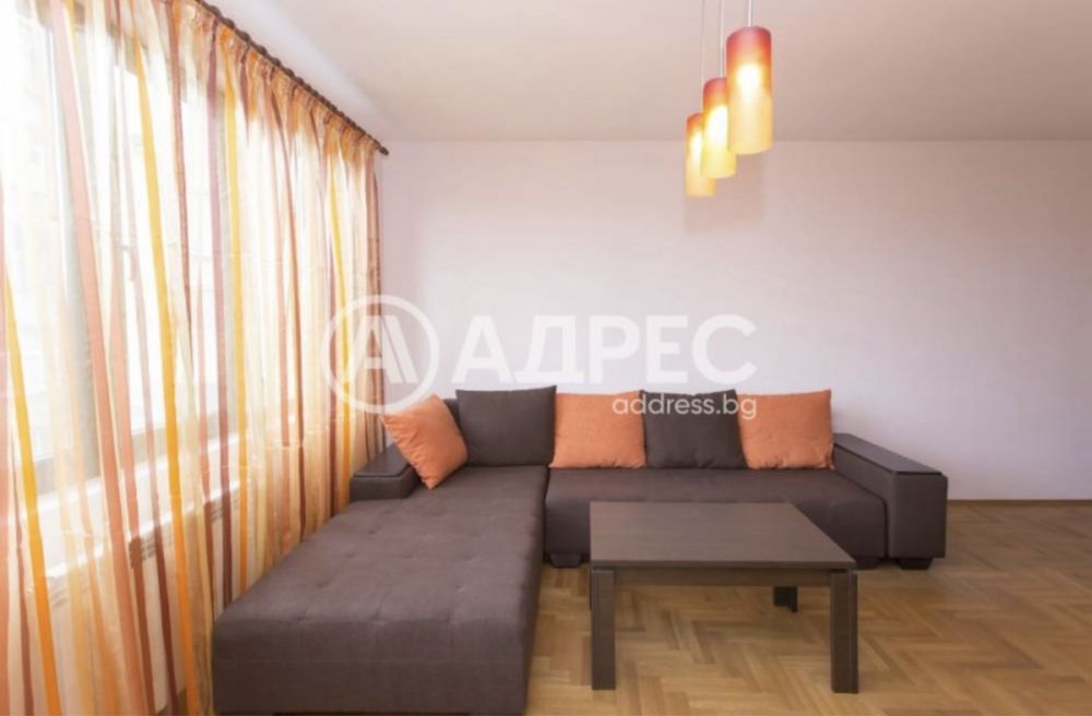 Корнизи, пердета, лампи