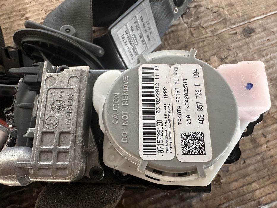 Предни колани ауди а6 а7 / audi a6 a7 4g