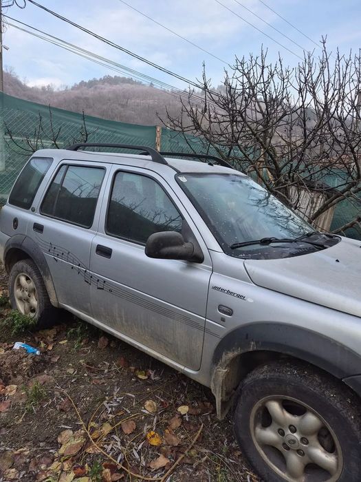 Vând 2 land rover