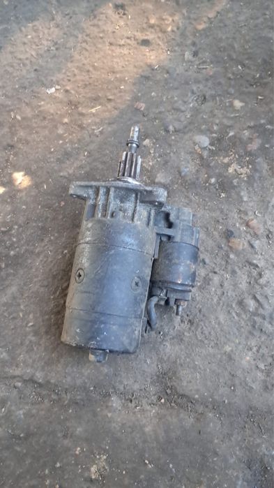 Стартер  транспортер т4 2.4