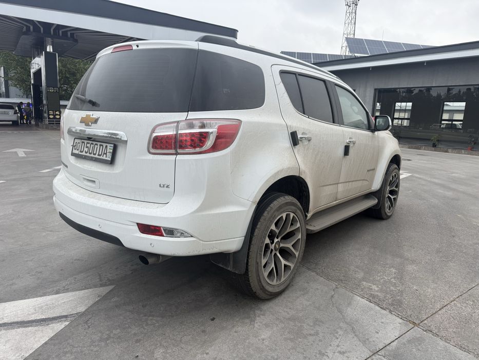 Trailblazer oq masla 2021 yil yurmagan 3.5 litr