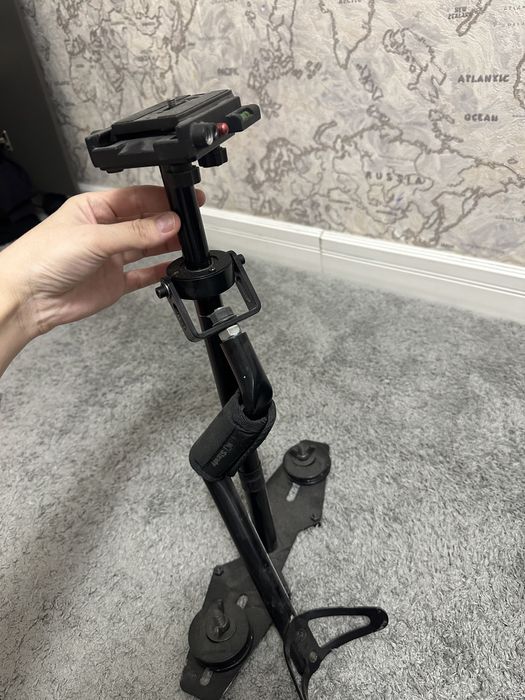 продам 2 штатив вместе