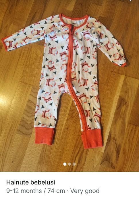 Costumas de Craciun pentru bebelusi, stare impecabila, marimea 74