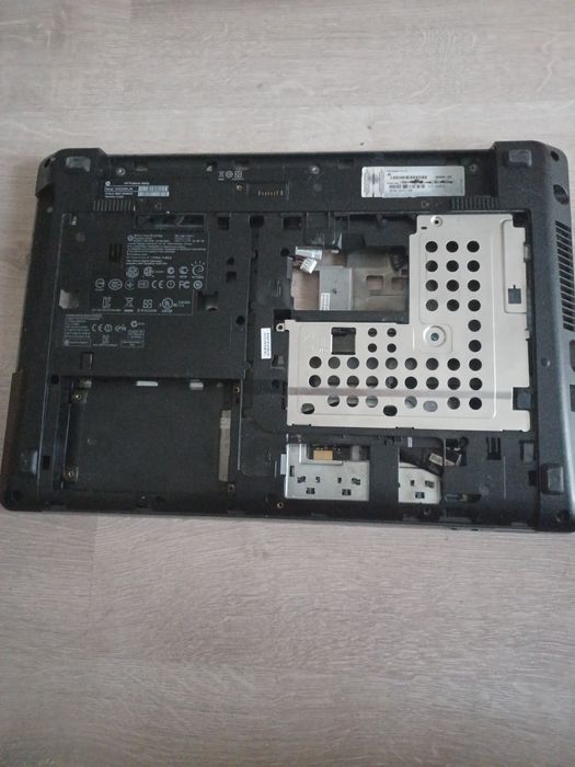 Vand Palmrest si bottom case hp4540s carcasa