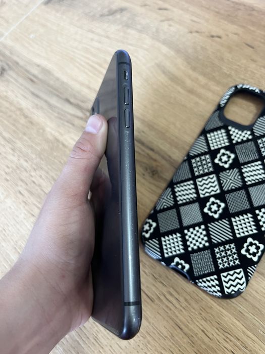 iPhone 11 | 256GB | АКБ 76%
