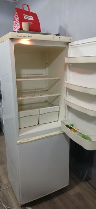 Продам холодильник