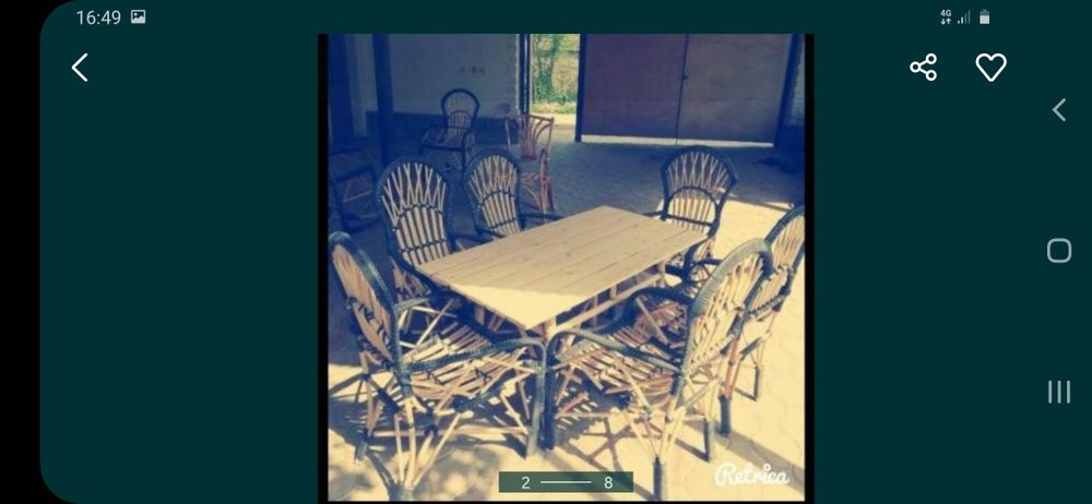 Тукилган стол  стуллар