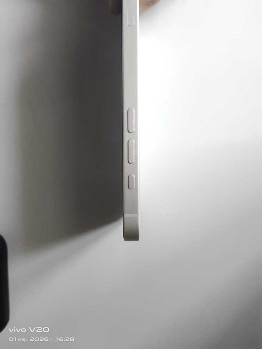 apple iphone 16e white 128GB