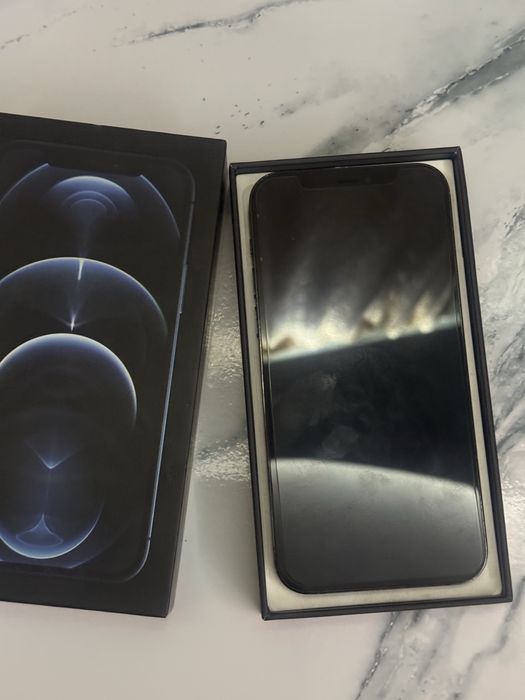 iPhone 12 Pro – син (Pacific Blue)