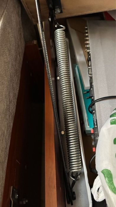 Диван серый в хорошем состоянии