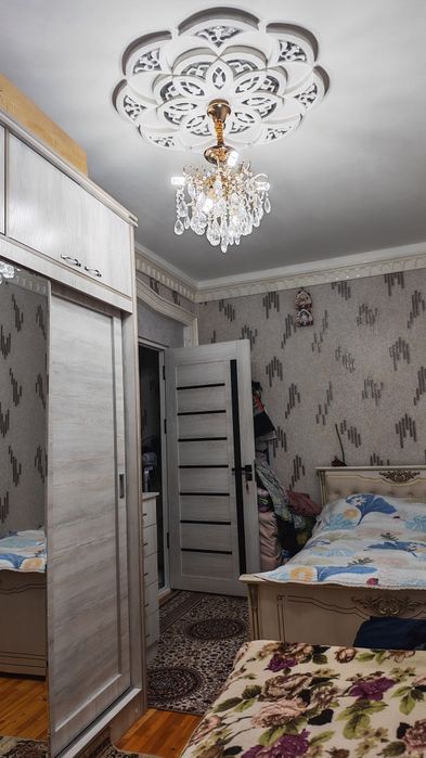 Продаётся 4/1/5 юнусабад