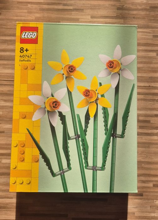 LEGO Icons Creator Expert - Narcise 40747, 216 piese