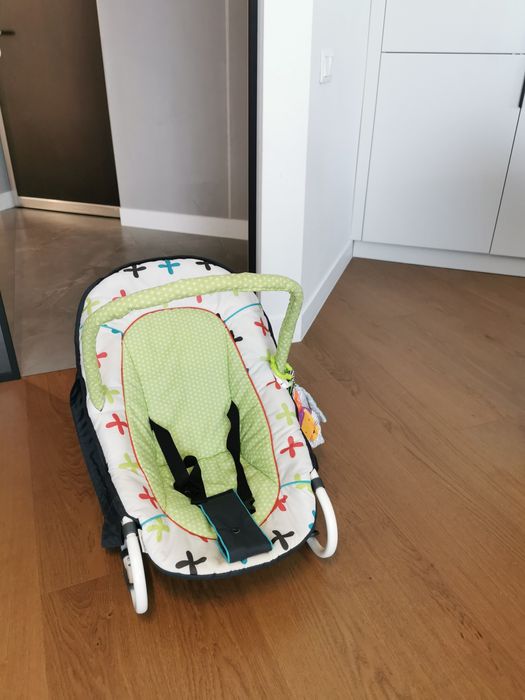 Balansoar pentru bebeluși